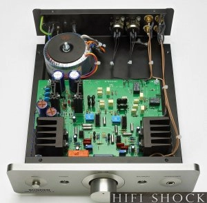 ha-4-headphone-1-sugden