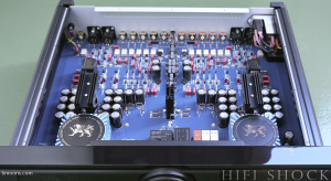 athena-gryphon-1a